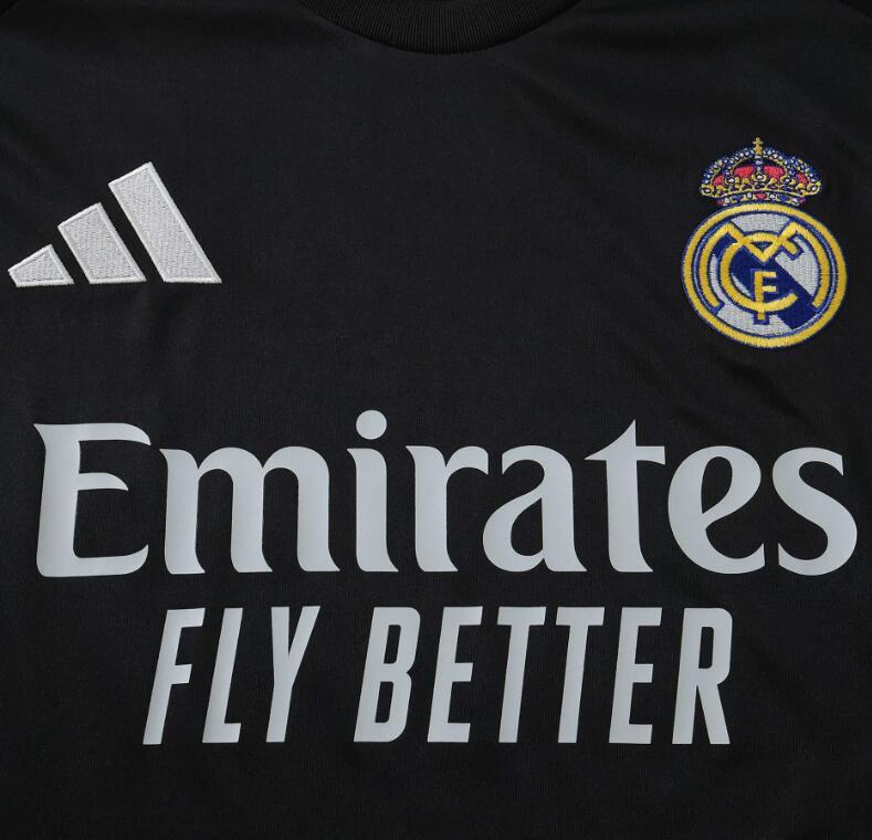 2026 2027  Real Madrid GK Jersey Fan Version