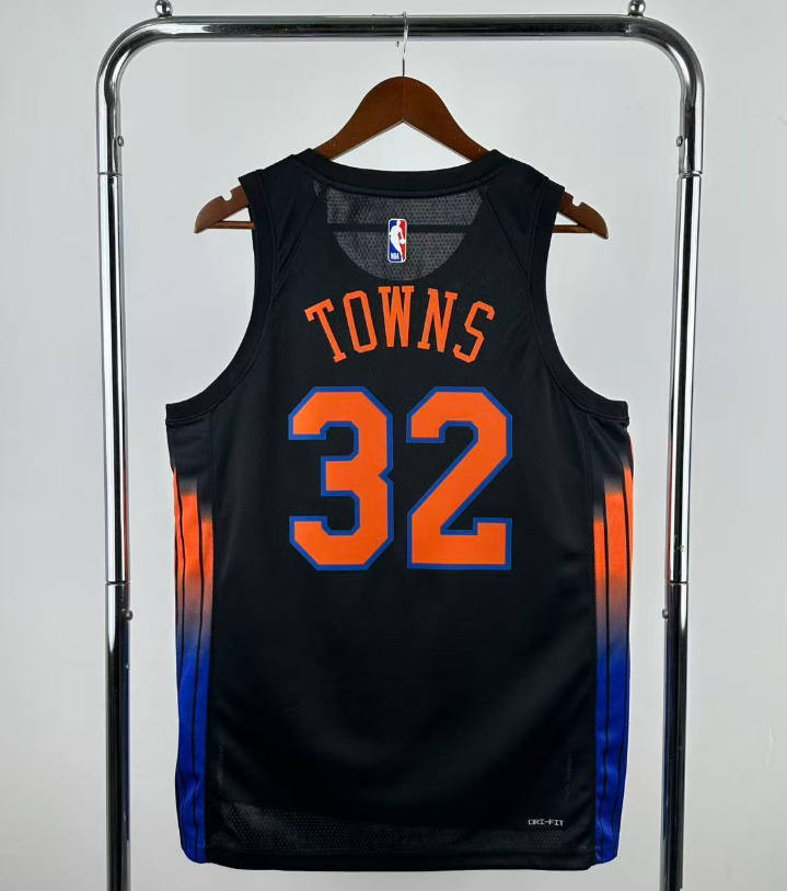 2026 NBA New York Knicks Limited Edition  retro  TOWNS  32 #