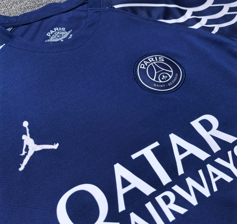 2024 2025 retro   PSG  training shirt  soccer Jersey  fan version