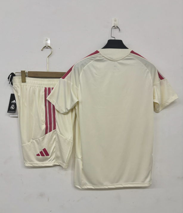 2026 2027  Real Madrid    adult  tracksuit  training suit  short  sleeves