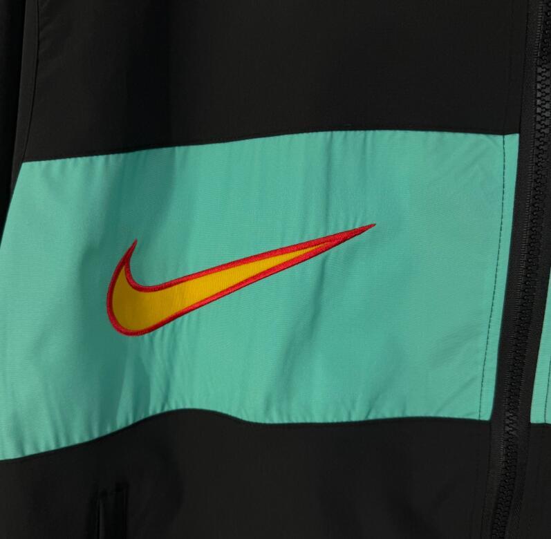 2026 2027 Barcelona windbreaker black jacket soccer jersey