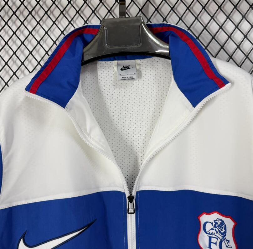 2026 2027  Chelsea windbreaker retro jacket soccer jersey