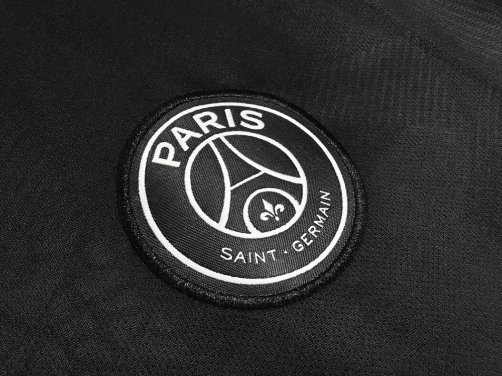 2017 2018   Retro Paris FC/  PSG  3rd jersey