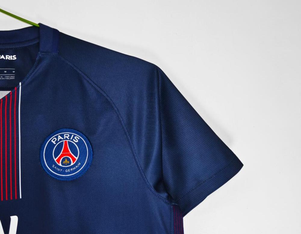 2016 2017   Retro Paris FC/  PSG  home jersey