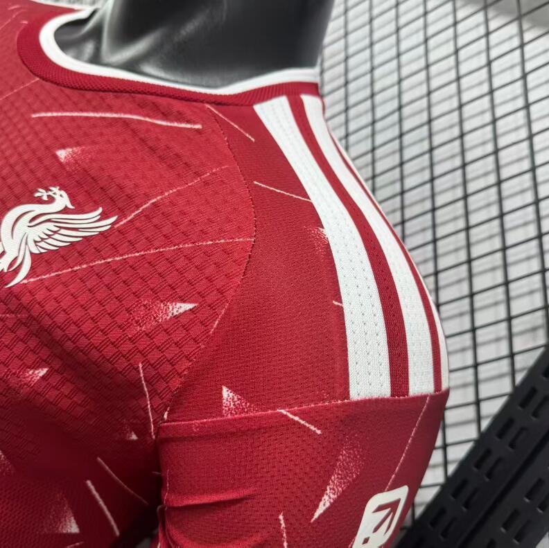 2026 2027 Liverpool home Jersey Player Version long sleeves