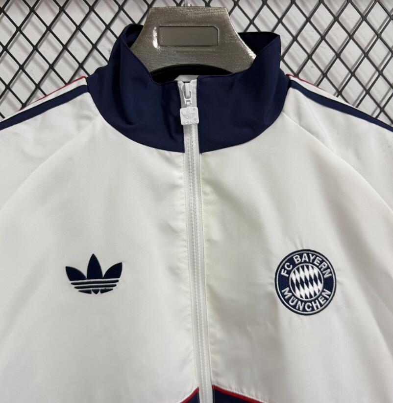 2026 2027  Bayern Munich windbreaker retro jacket soccer jersey