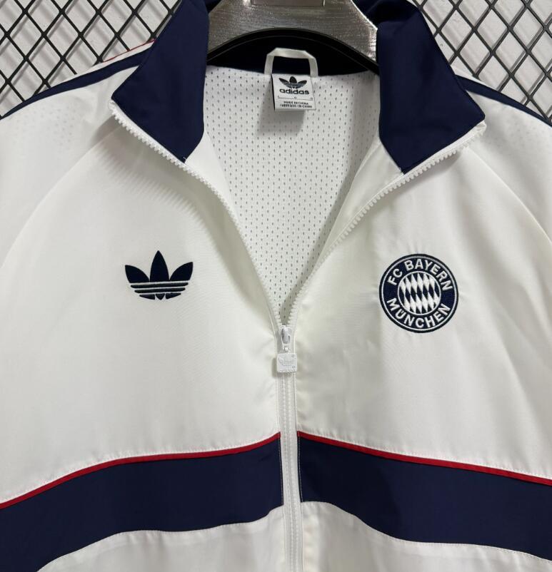 2026 2027  Bayern Munich windbreaker retro jacket soccer jersey