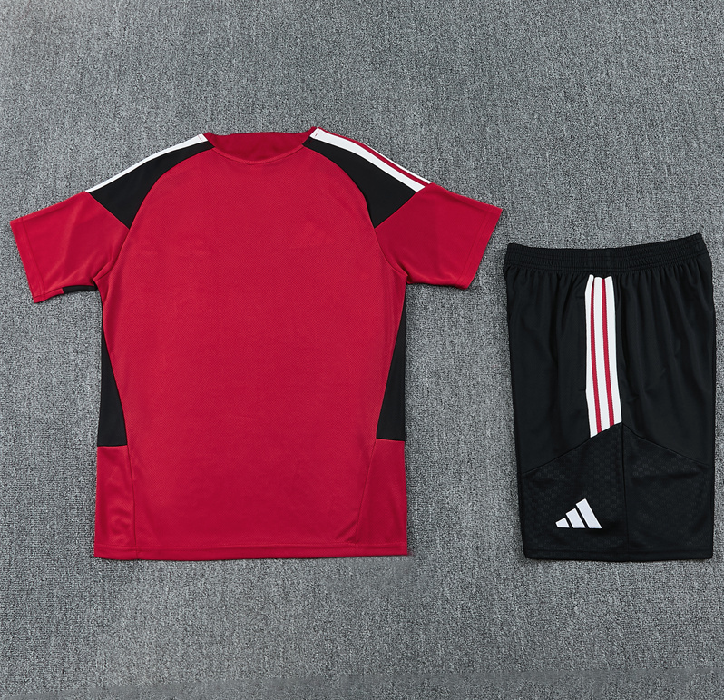 2026 2027 Arsenal adult and  kids  tracksuit  training suit  short  sleeves set