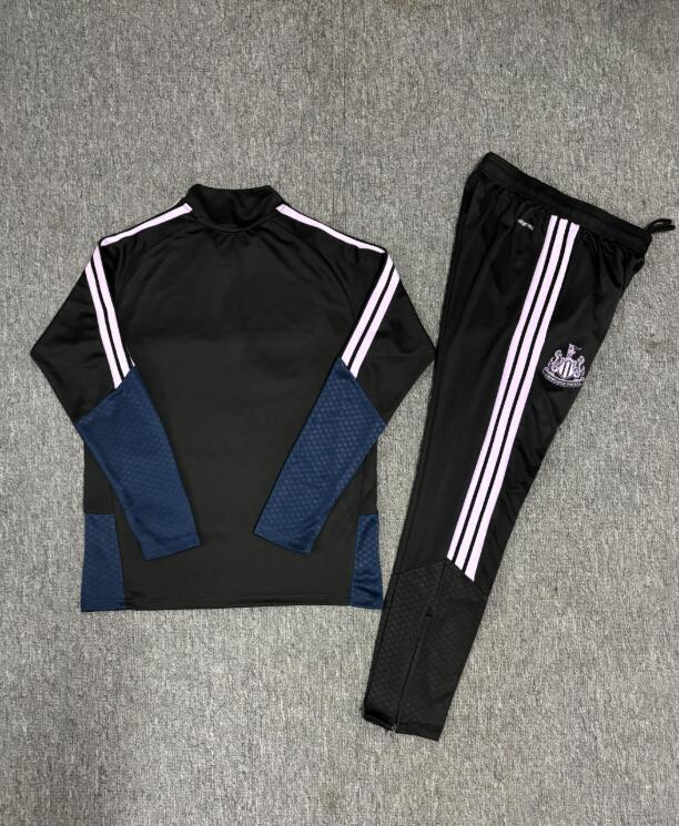 2026 2027  Newcastle United adult a tracksuit  soccer jersey