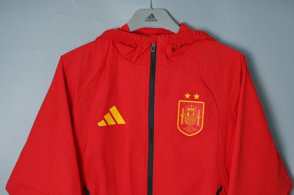 2026 2027 Spain  windbreaker  Hooded jacket soccer jersey
