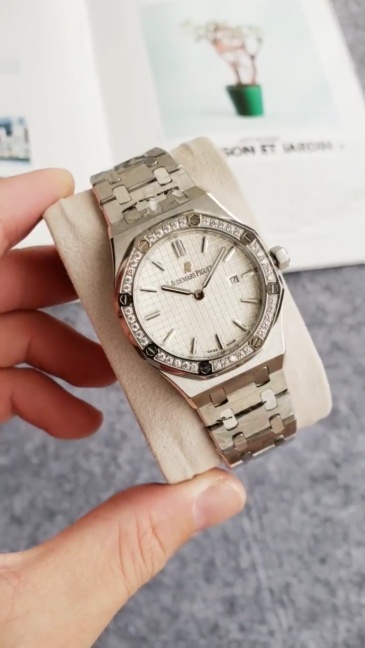 Women's Quartz Watch Chronograph 904L Stainless Steel 33mm-AP22