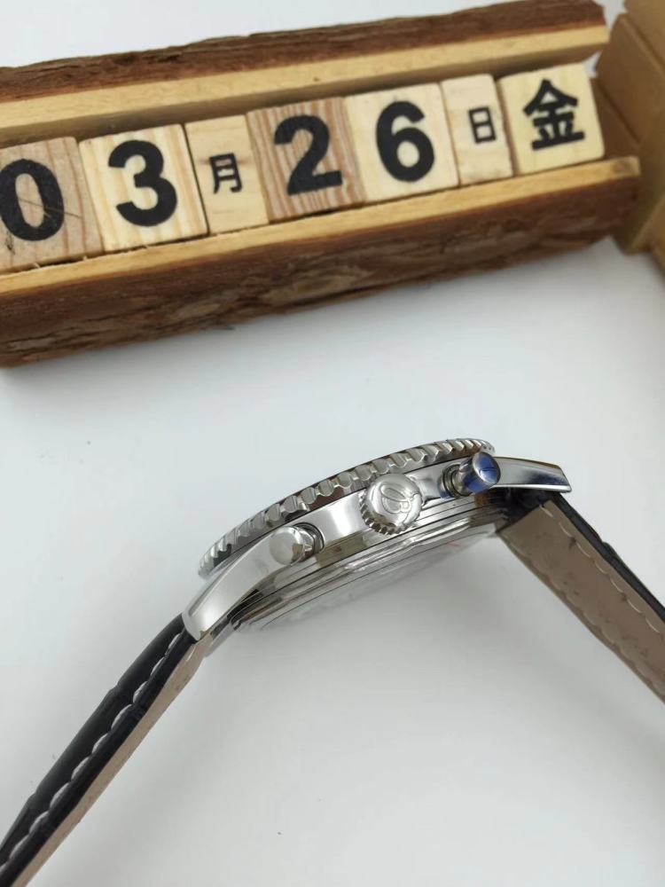 Men's Quartz Watch Chronograph 904L Stainless Steel 46mm- BR 189