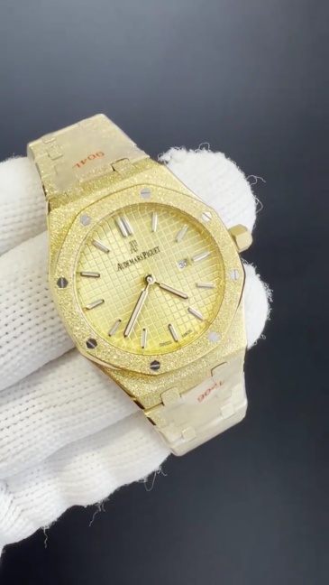 Women's  Quartz Watch Chronograph 904L Stainless Steel 34 mm- AP 109