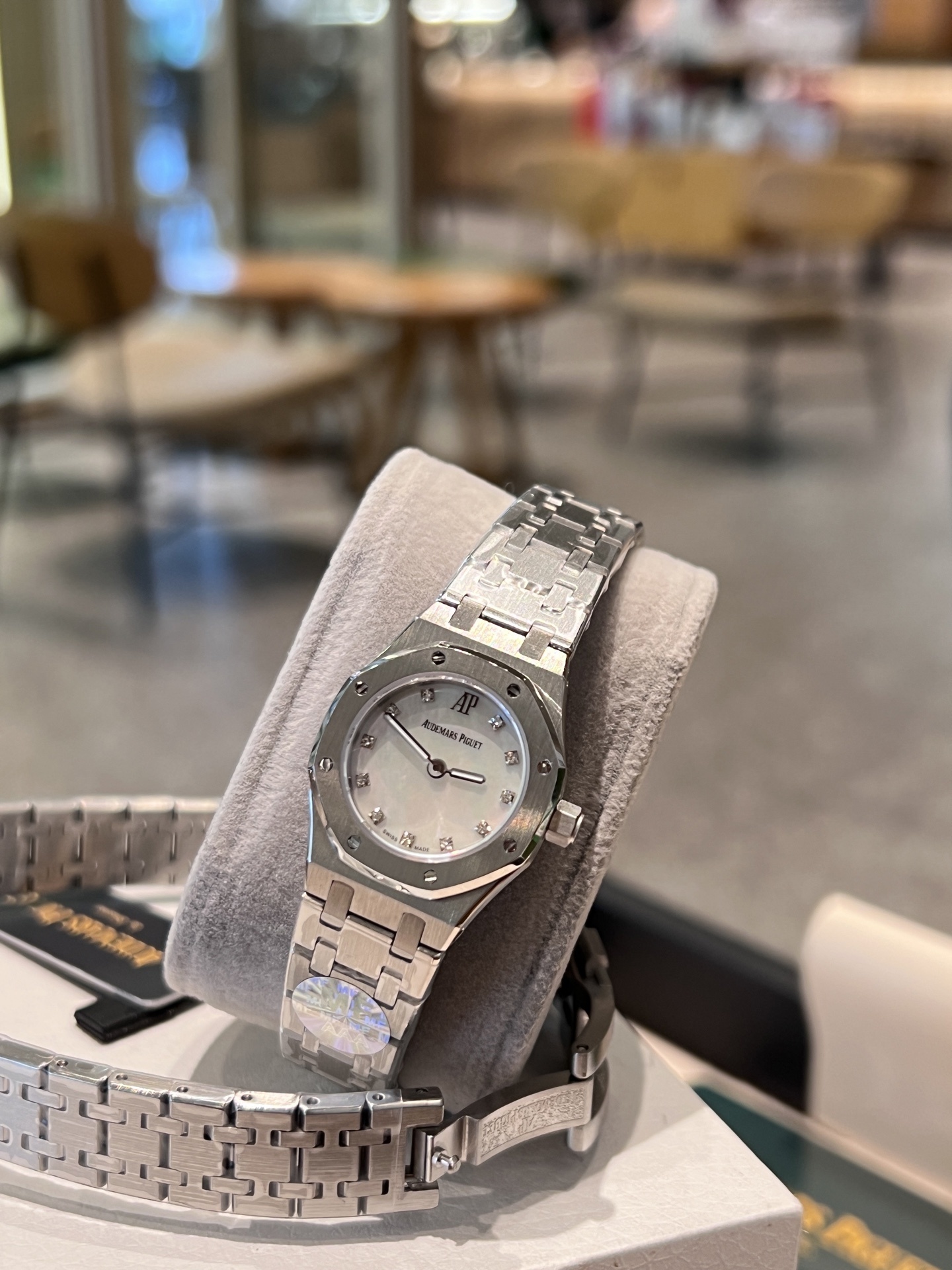 Women's  Quartz Watch Chronograph 904L Stainless Steel 23mm- AP 124