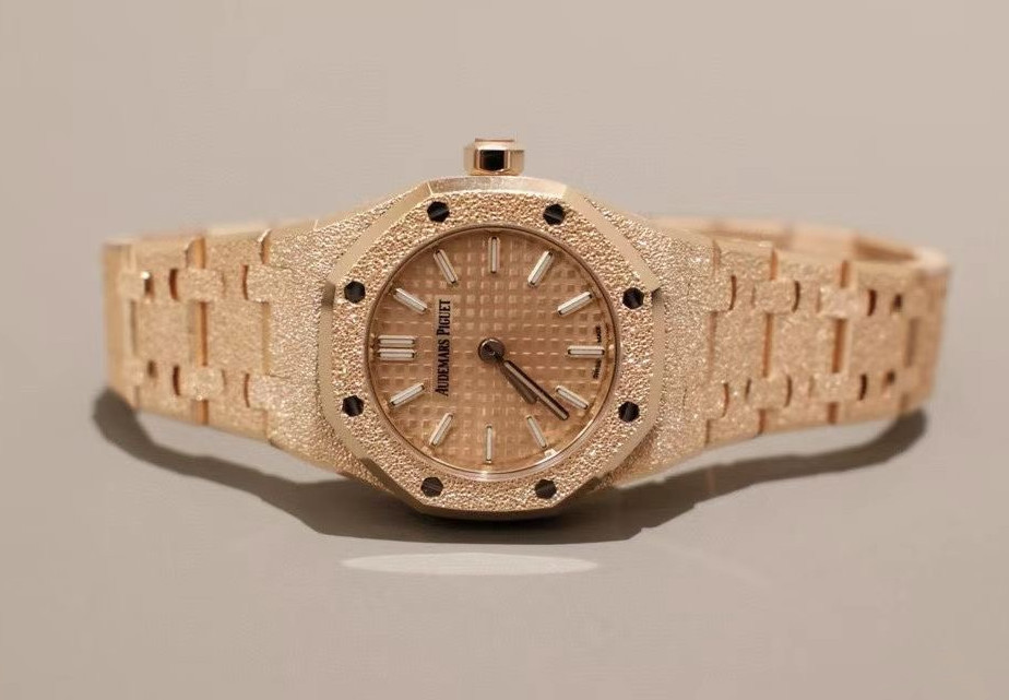 Women's  Quartz Watch Chronograph 904L Stainless Steel 23mm- AP 121