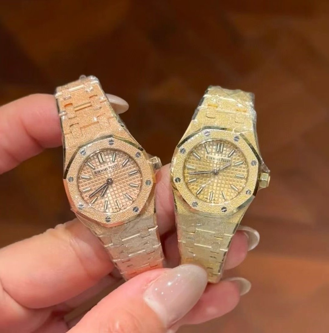 Women's  Quartz Watch Chronograph 904L Stainless Steel 23mm- AP 121