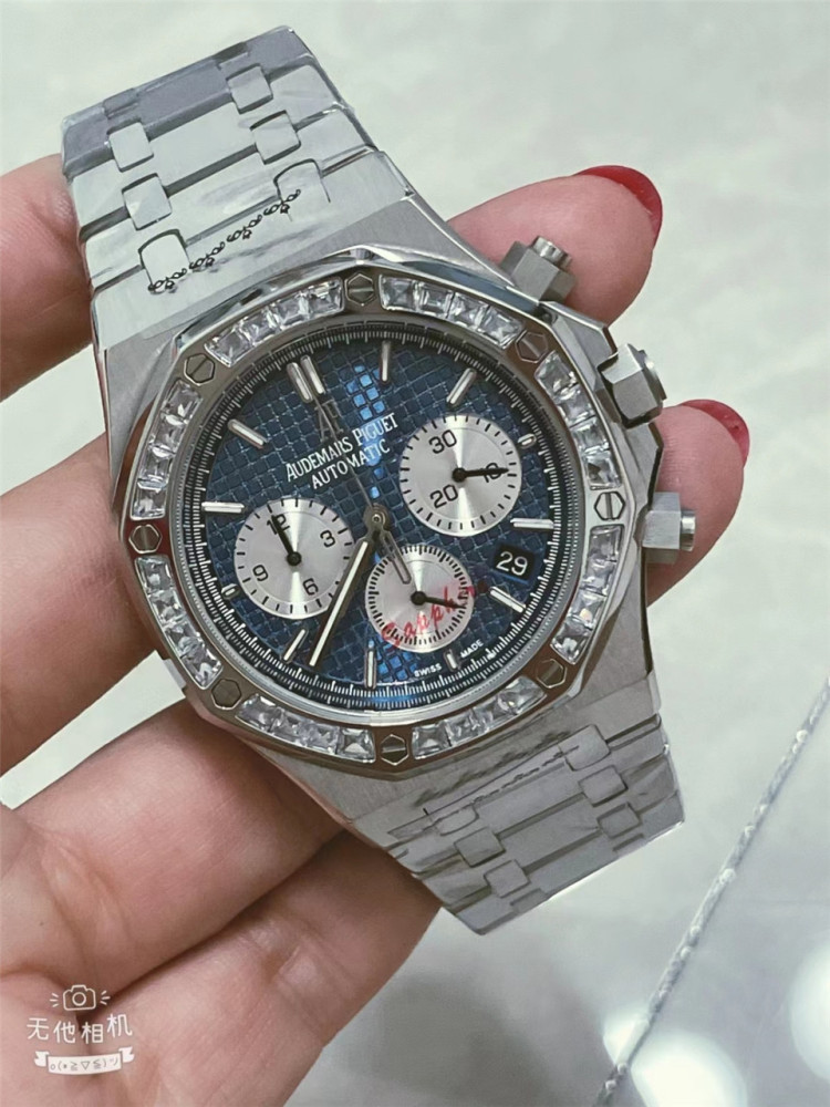 Men's Quartz Watch Chronograph 904L Stainless Steel 42mm- AP 44