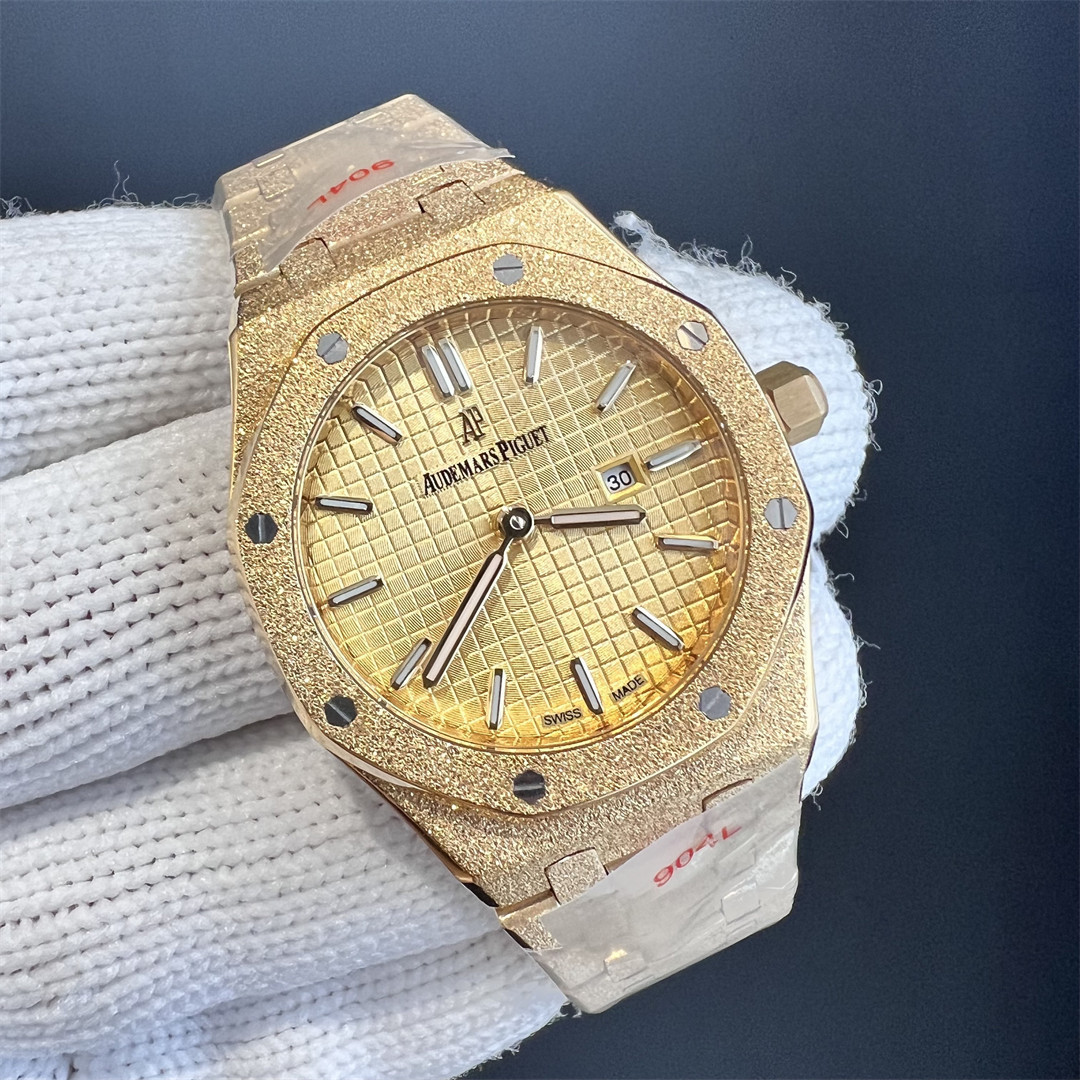 Women's  Quartz Watch Chronograph 904L Stainless Steel 34 mm- AP 109