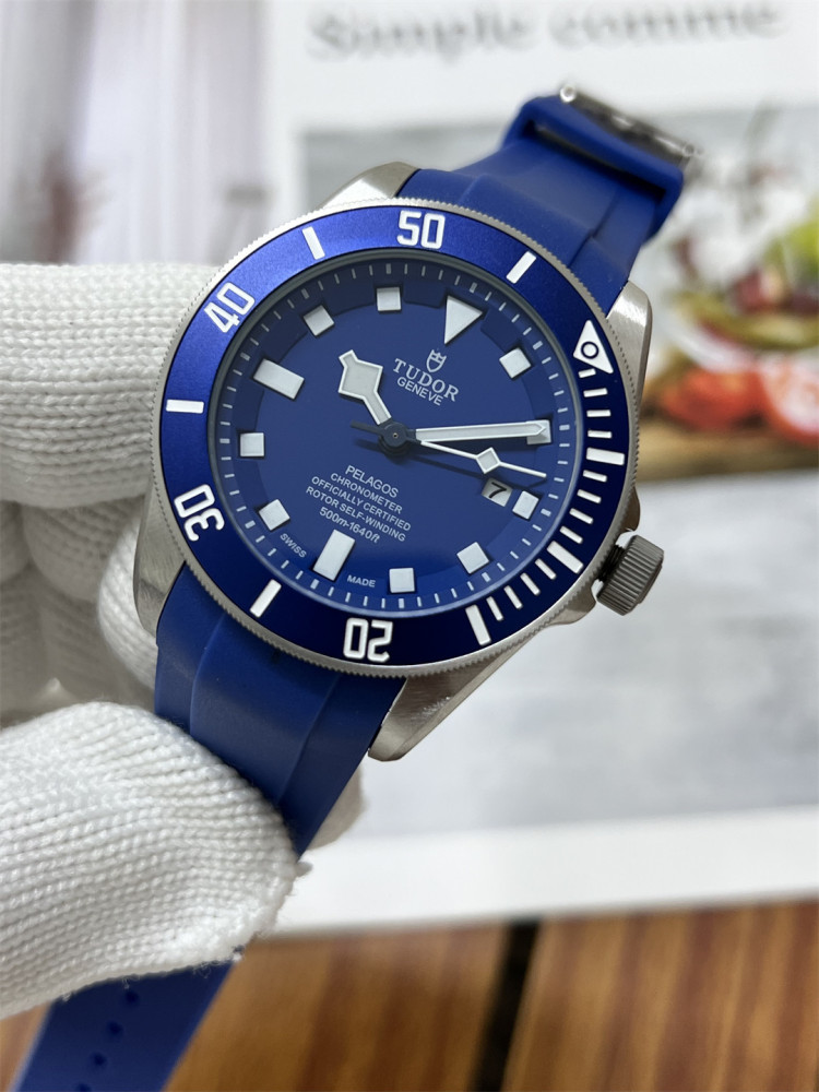 Men's Automatic Mechanical Watch 904L Stainless Steel 44 mm- TR 44