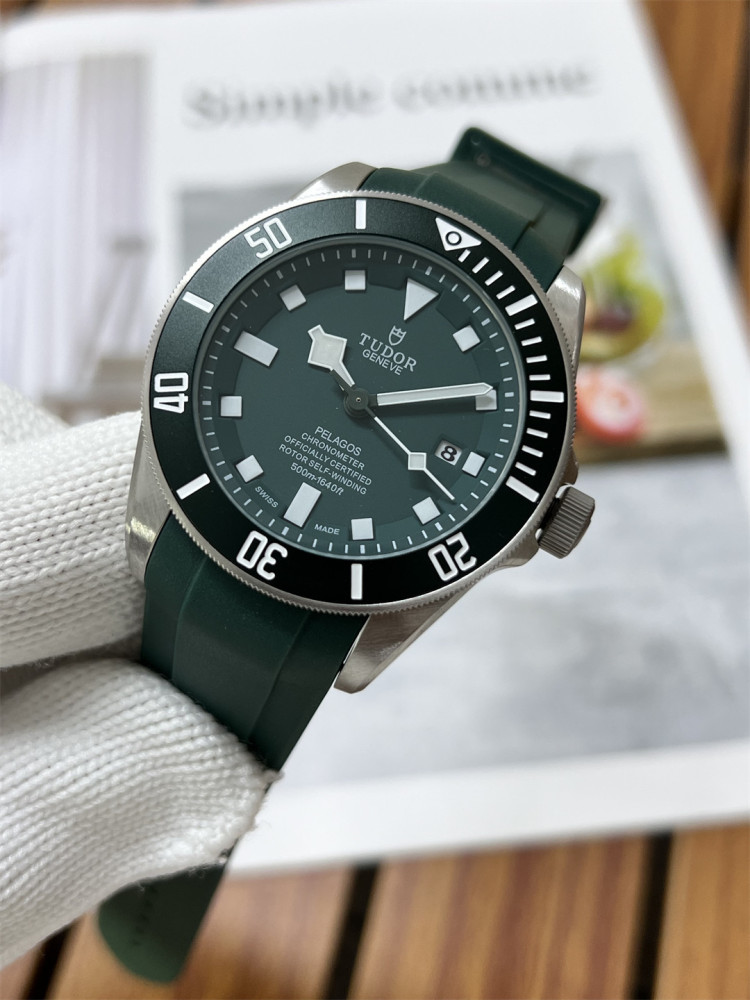 Men's Automatic Mechanical Watch 904L Stainless Steel 44 mm- TR 44