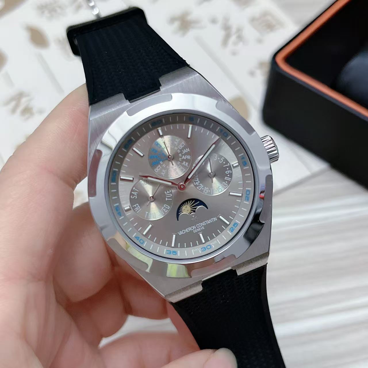 Men's Automatic Mechanical Watch 904L Stainless Steel 42 mm- VC 51