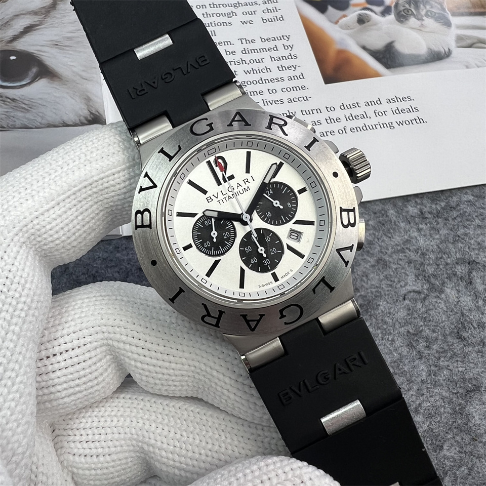 Men's Quartz Watch Chronograph 904L Stainless Steel 44 mm- BV 61