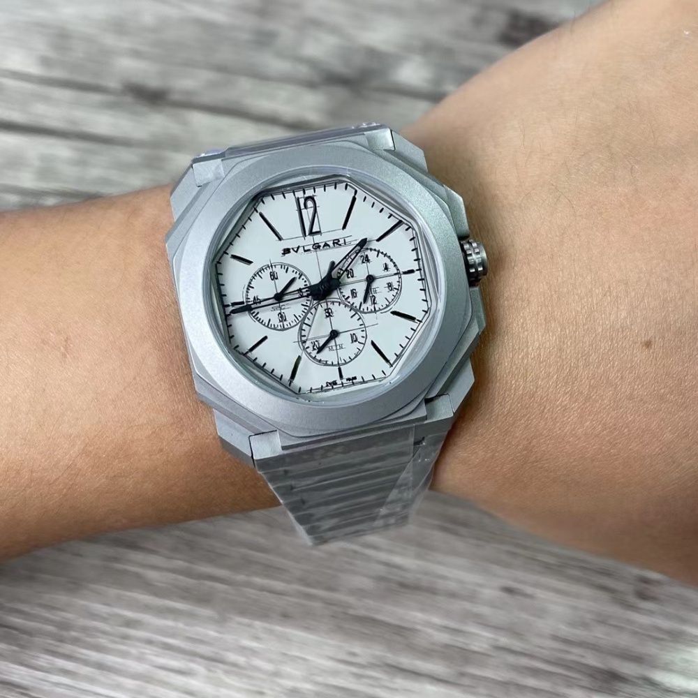 Men's Quartz Watch Chronograph 904L Stainless Steel 42 mm- BV 38