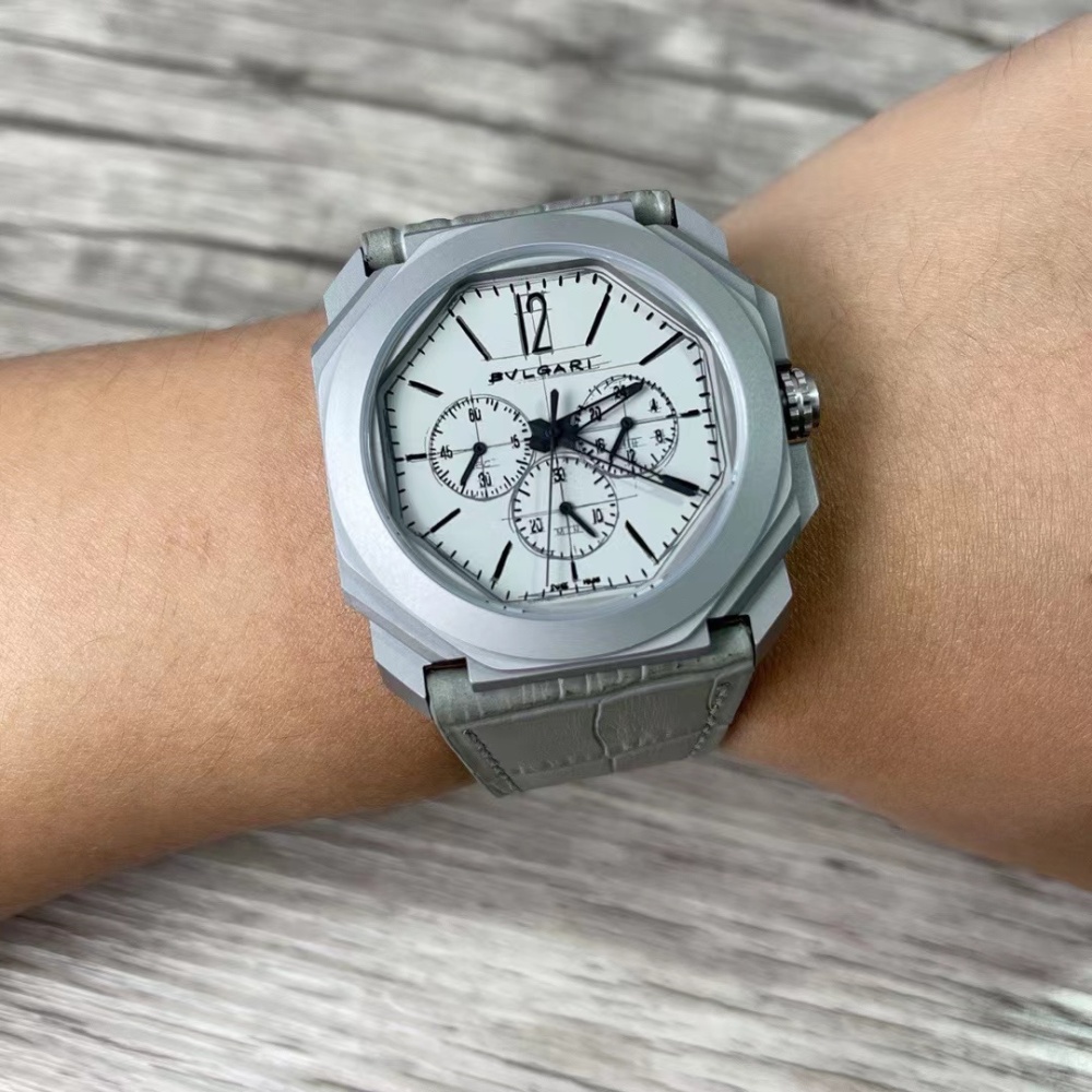 Men's Quartz Watch Chronograph 904L Stainless Steel 42 mm- BV 38