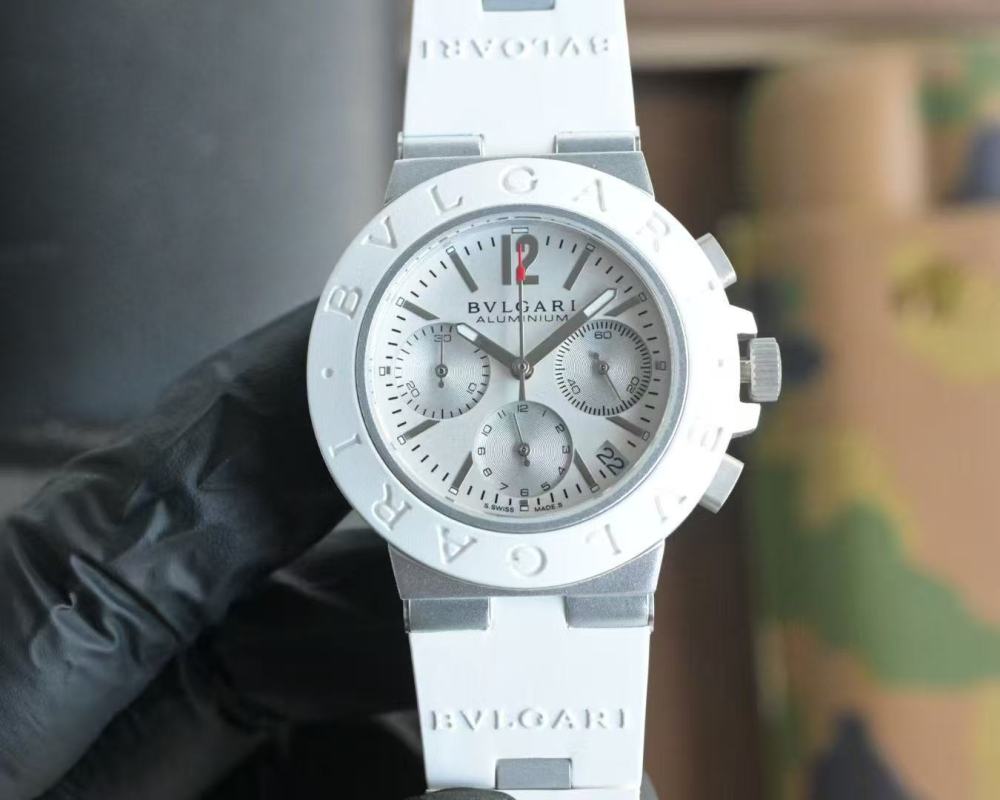 Men's Quartz Watch Chronograph 904L Stainless Steel 40 mm- BV 69