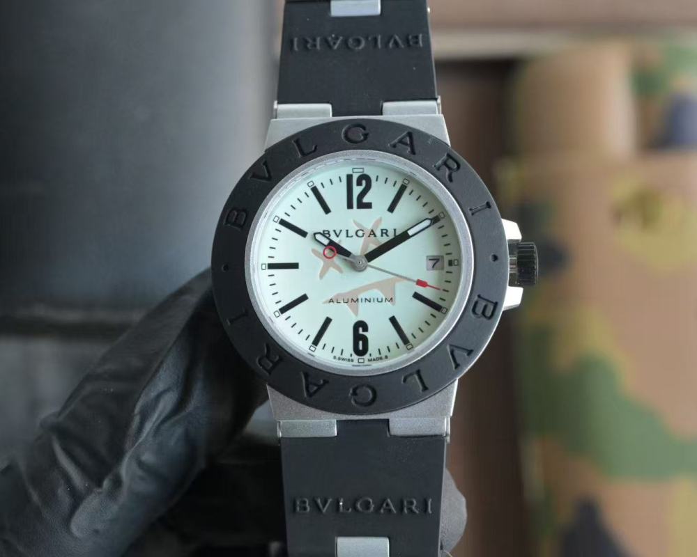 Men's Quartz Watch Chronograph 904L Stainless Steel 40 mm- BV 69