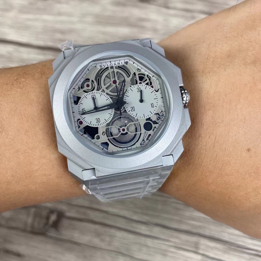 Men's Quartz Watch Chronograph 904L Stainless Steel 44 mm- BV 43