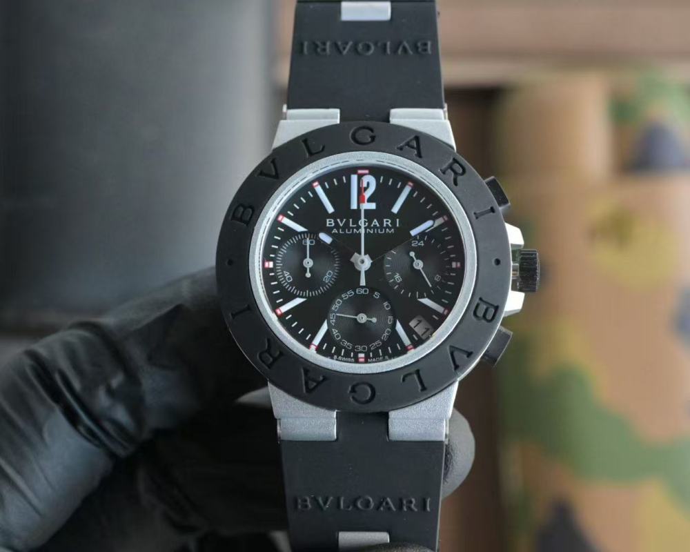 Men's Quartz Watch Chronograph 904L Stainless Steel 40 mm- BV 69