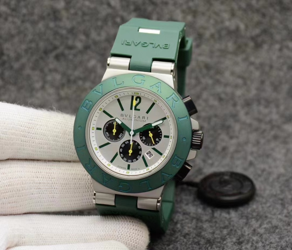 Men's Quartz Watch Chronograph 904L Stainless Steel 44 mm- BV 61