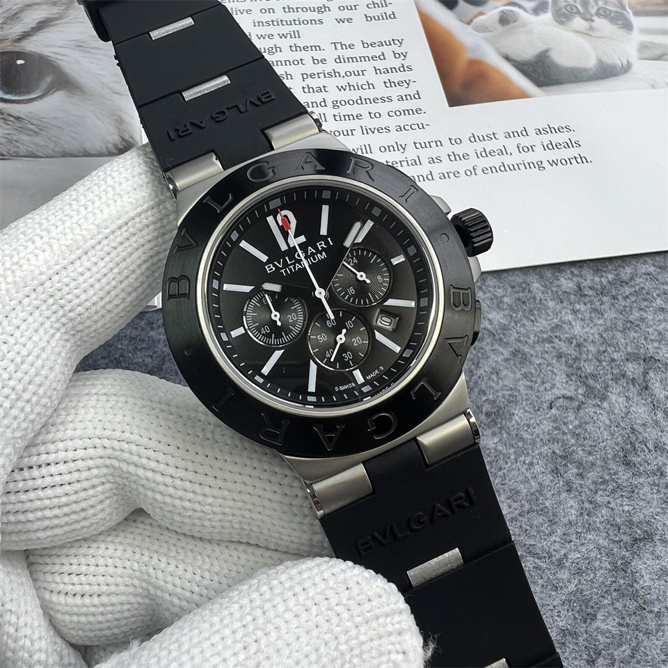 Men's Quartz Watch Chronograph 904L Stainless Steel 44 mm- BV 61