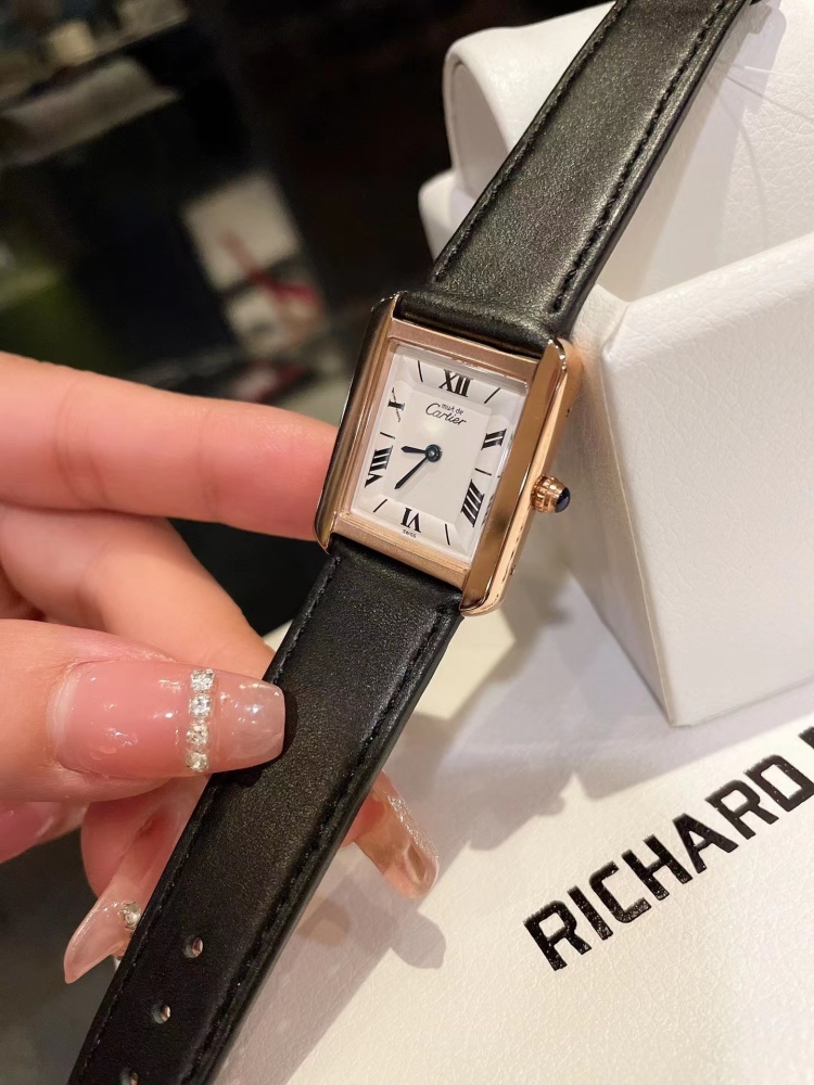 Couple Quartz Watch - 904L Stainless Steel - 33.7 x 25.5 mm - Small Size 29.5 x 22 mm - CT 50