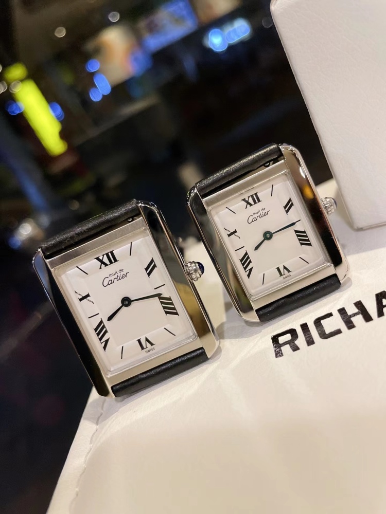 Couple Quartz Watch - 904L Stainless Steel - 33.7 x 25.5 mm - Small Size 29.5 x 22 mm - CT 50