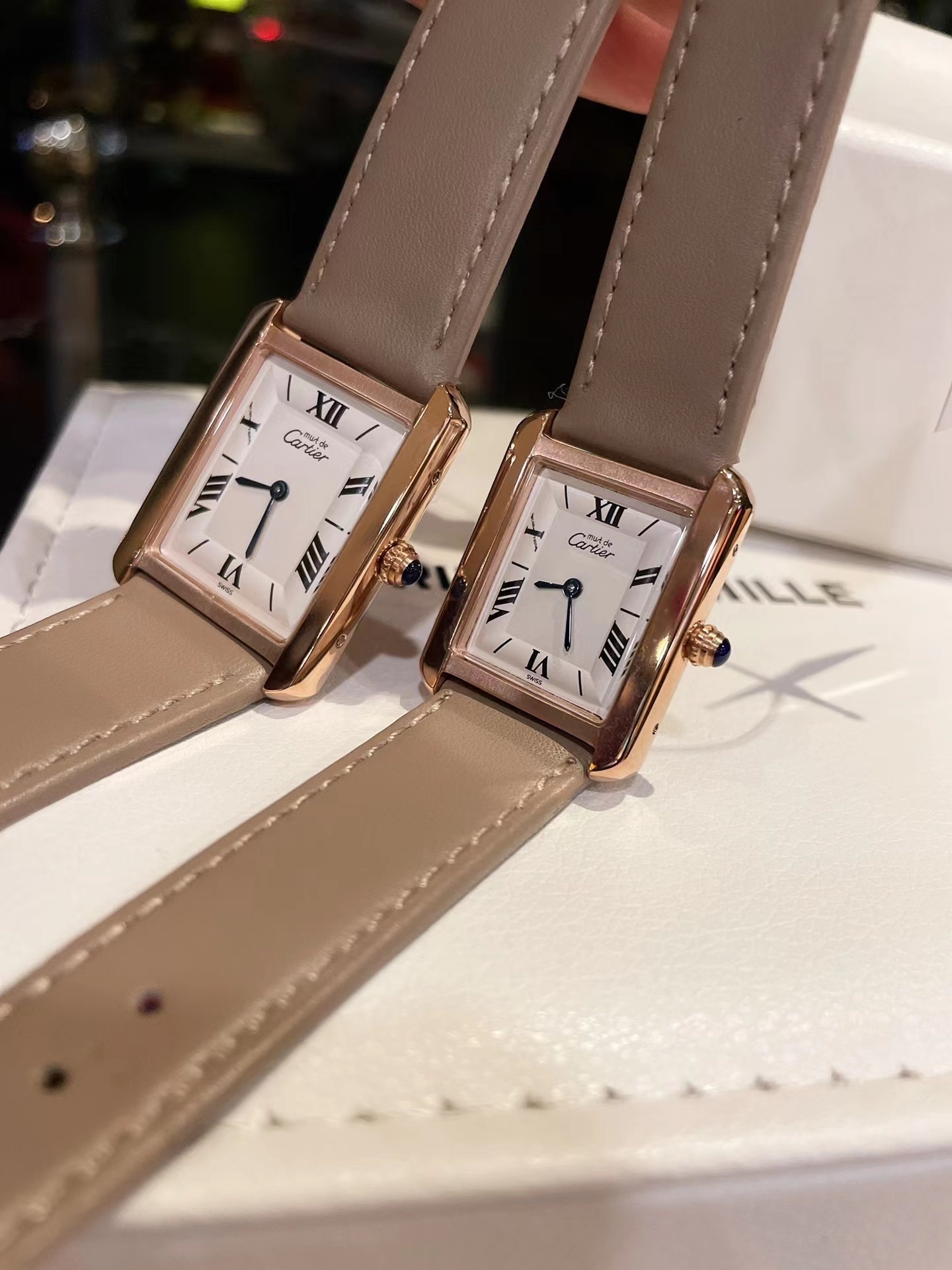 Couple Quartz Watch - 904L Stainless Steel - 33.7 x 25.5 mm - Small Size 29.5 x 22 mm - CT 50