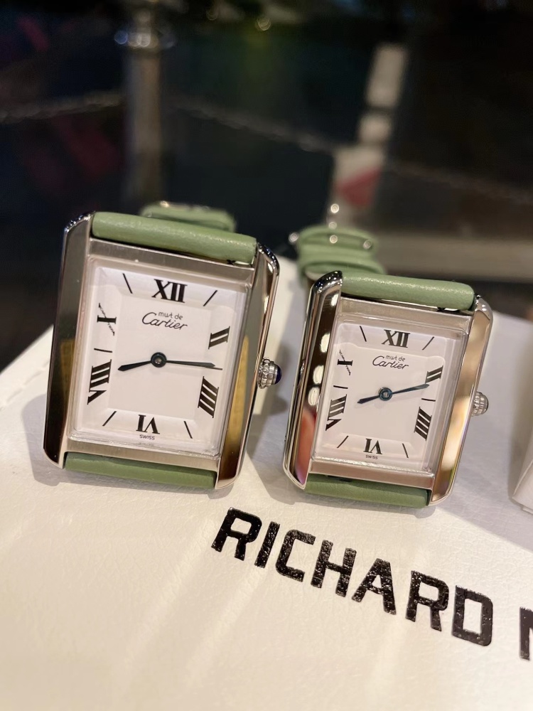 Couple Quartz Watch - 904L Stainless Steel - 33.7 x 25.5 mm - Small Size 29.5 x 22 mm - CT 50
