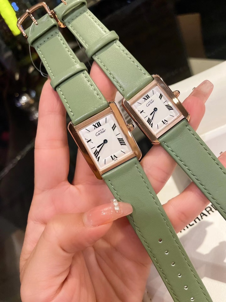 Couple Quartz Watch - 904L Stainless Steel - 33.7 x 25.5 mm - Small Size 29.5 x 22 mm - CT 50