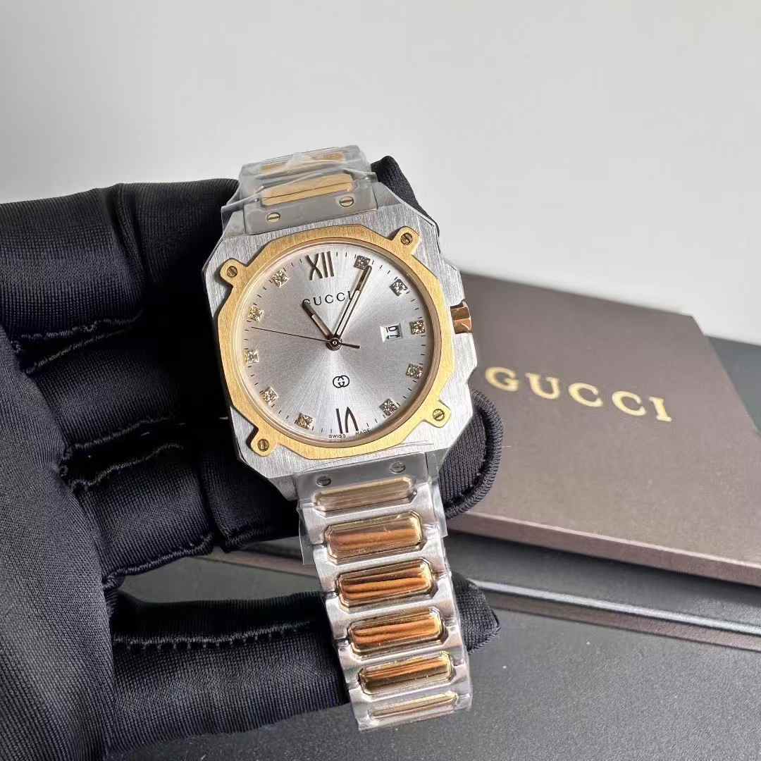 Women's  Quartz Watch Chronograph 904L Stainless Steel 30mm-  GC 48