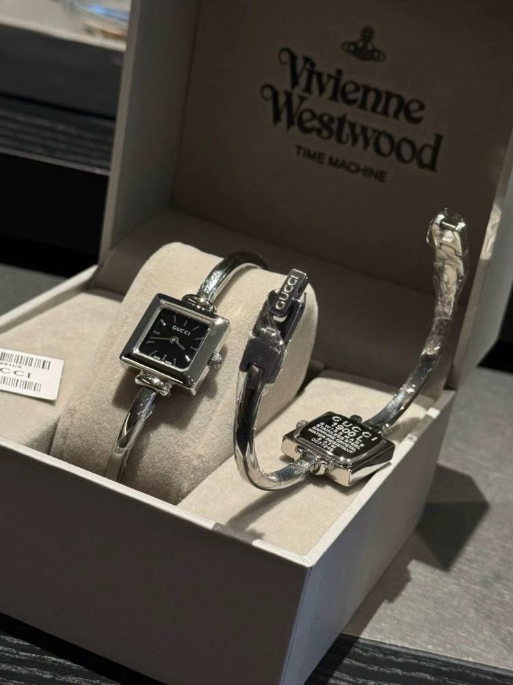 Women's  Quartz Watch Chronograph 904L Stainless Steel 20x20mm-  GC 49