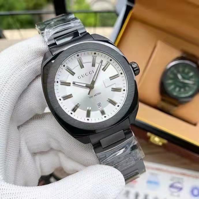Men's Quartz Watch Chronograph 904L Stainless Steel 40 mm- GC 16