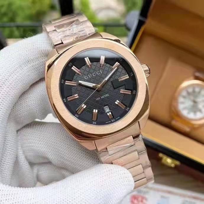 Men's Quartz Watch Chronograph 904L Stainless Steel 40 mm- GC 16