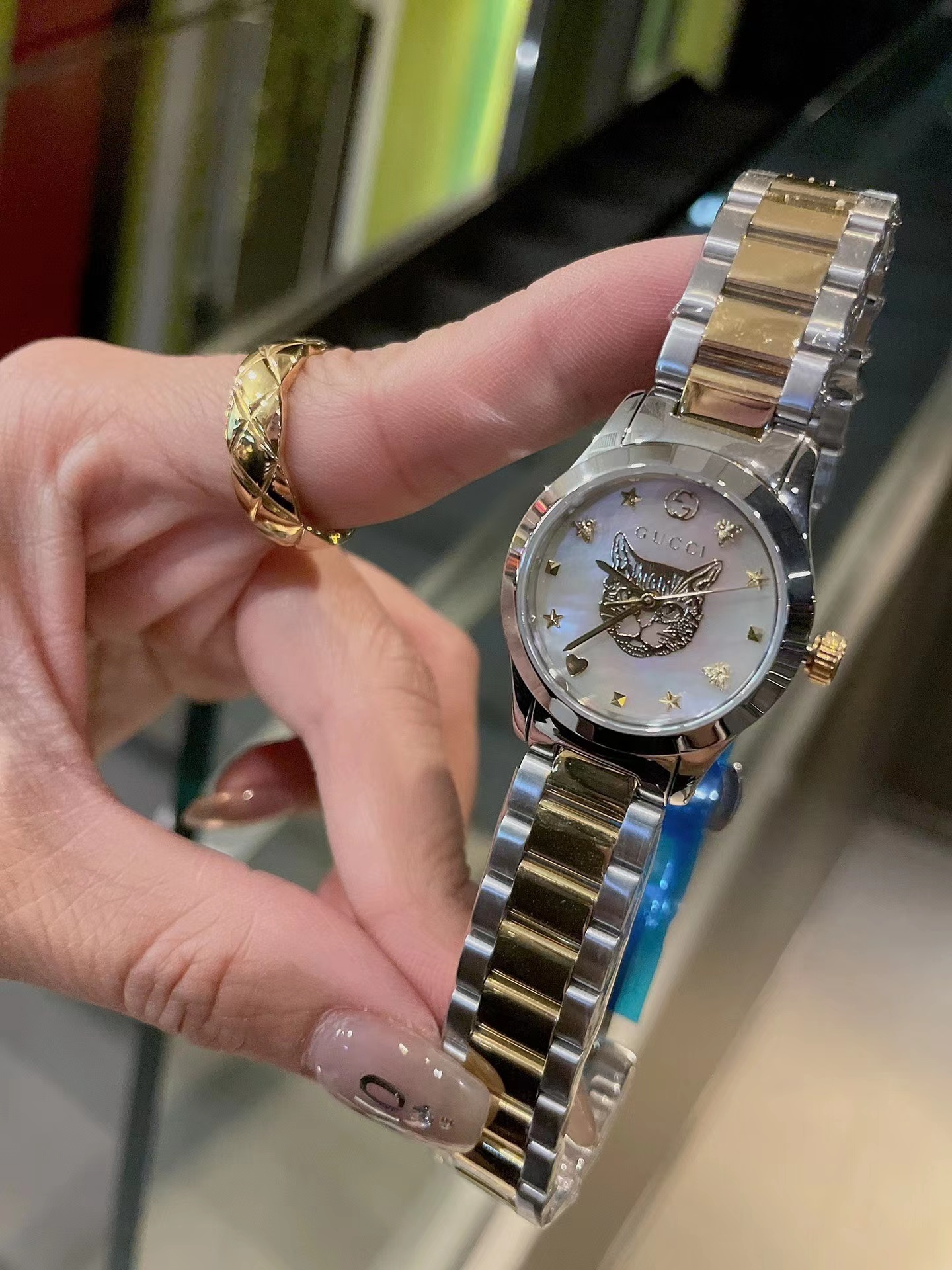 Women's  Quartz Watch Chronograph 904L Stainless Steel 28 mm- GC 28