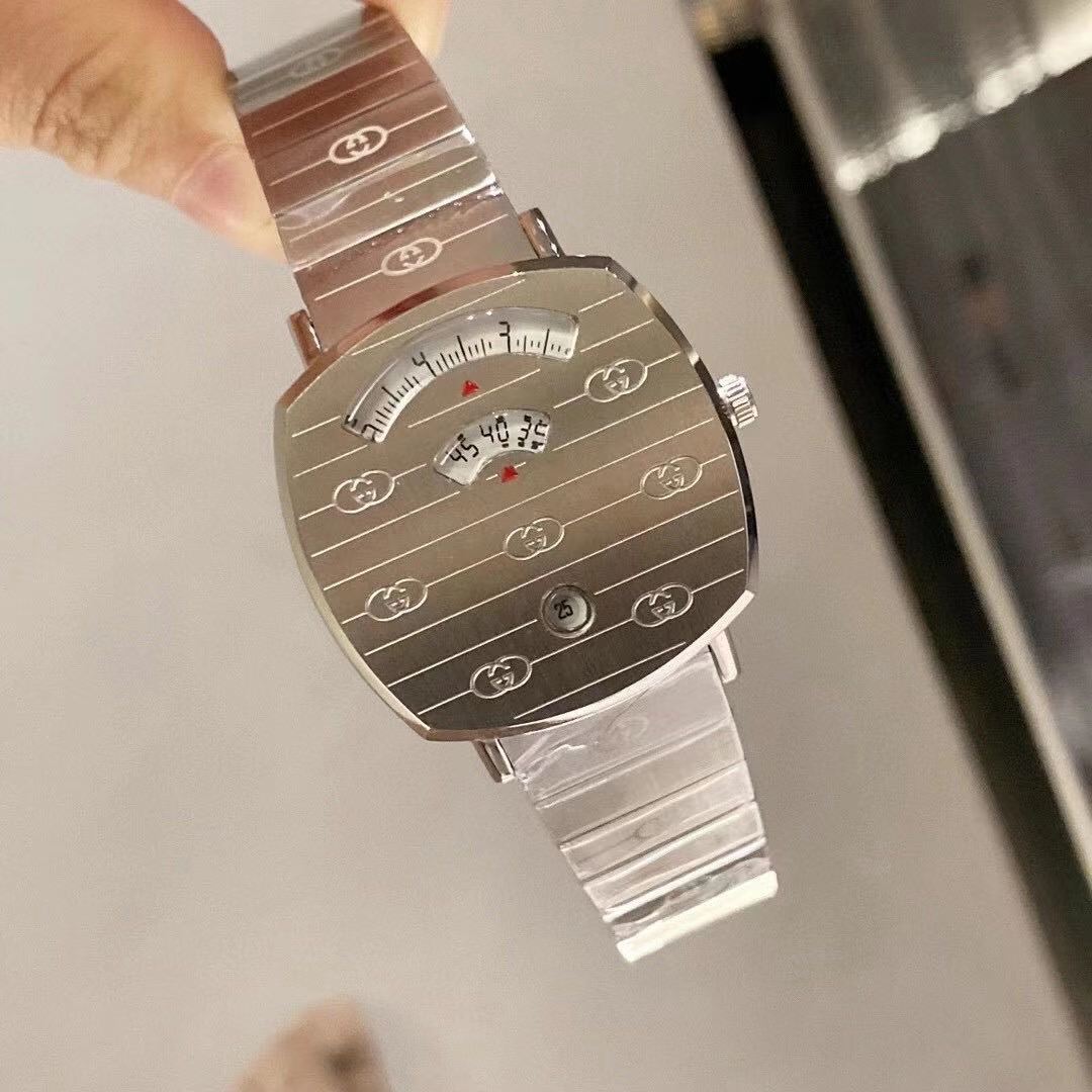 Men's Quartz Watch Chronograph 904L Stainless Steel 35 mm- GC 14