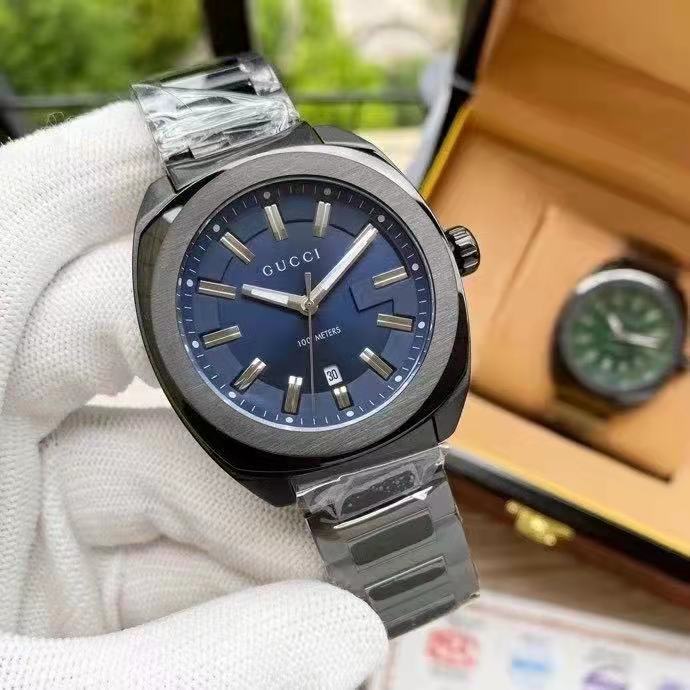 Men's Quartz Watch Chronograph 904L Stainless Steel 40 mm- GC 16