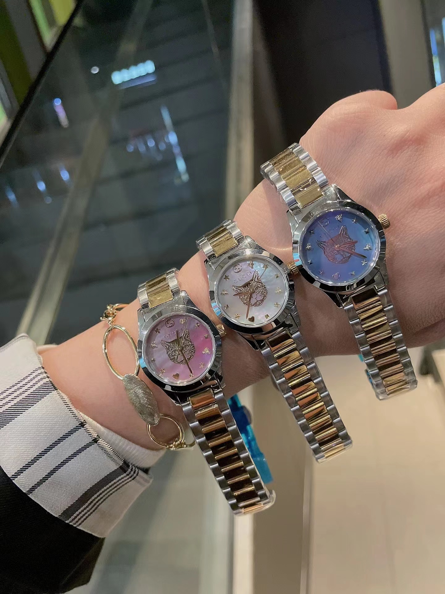 Women's  Quartz Watch Chronograph 904L Stainless Steel 28 mm- GC 28