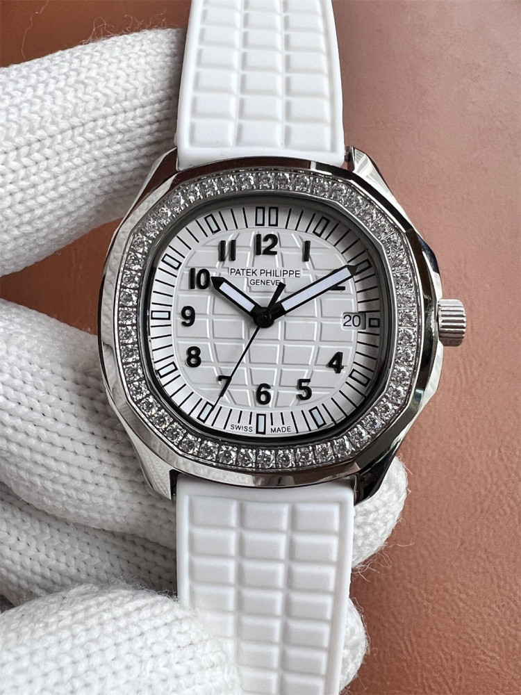 Women's  Quartz Watch Chronograph 904L Stainless Steel 35 mm- PH 64