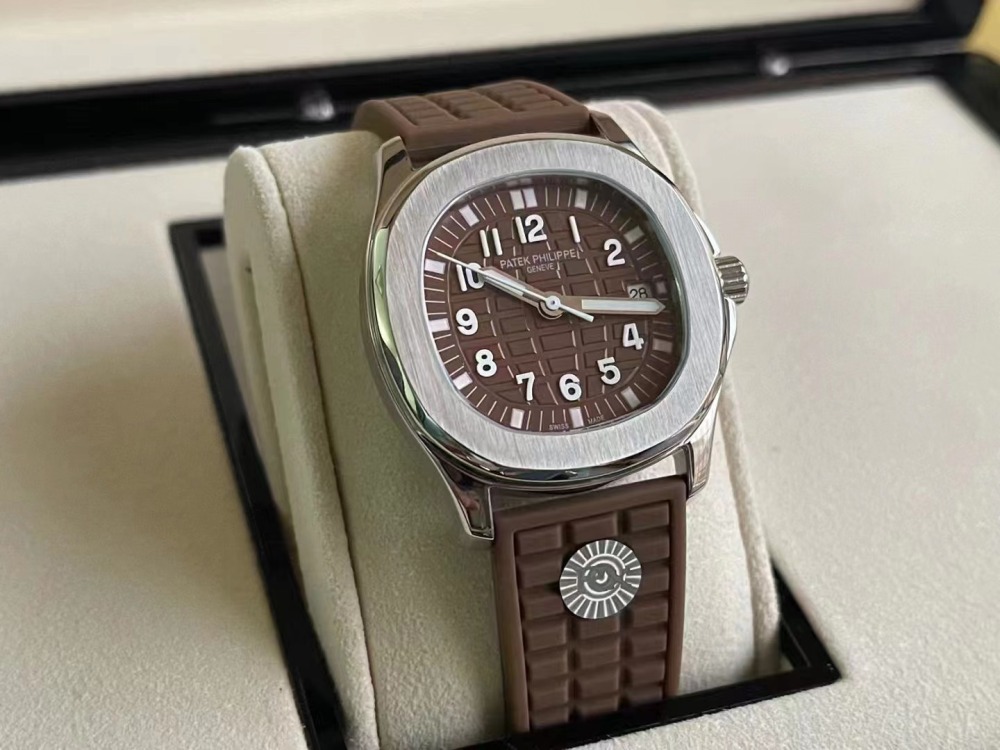 Women's  Quartz Watch Chronograph 904L Stainless Steel 35 mm- PH 37