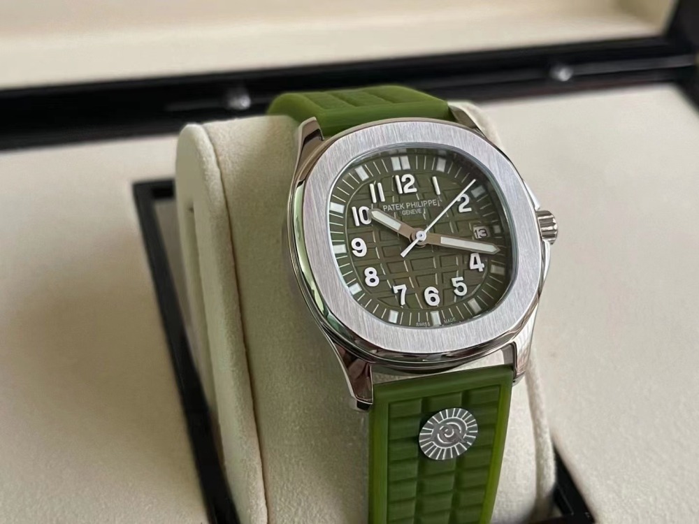 Women's  Quartz Watch Chronograph 904L Stainless Steel 35 mm- PH 37